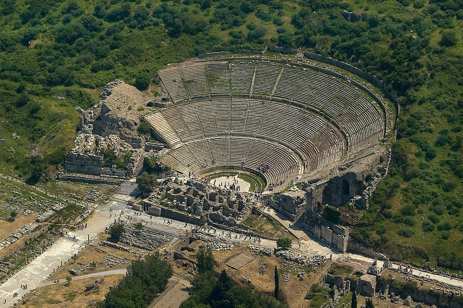 efes antik kenti nasıl gidilir